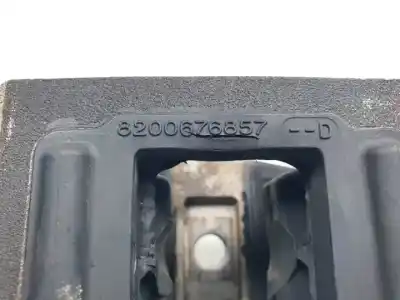 Second-hand car spare part left engine support for renault master kasten m9tb702 oem iam references 8200676857d  