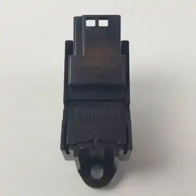 Peça sobressalente para automóvel em segunda mão botão / interruptor elevador vidro traseiro esquerdo por land rover range rover evoque 204dtd referências oem iam bj3214717ab  