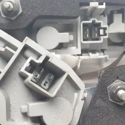 Second-hand car spare part left tailgate light for volvo c30 d4164t oem iam references   