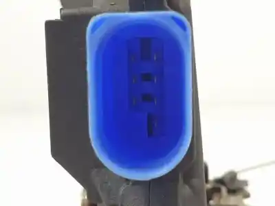 Автозапчастина б/у замок дверей заднього лівого для volkswagen jetta (1k2) azv. bkd. cbda. cbdb. cjaa посилання на oem iam 7l0839015  