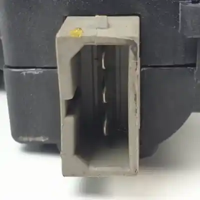 Автозапчастина б/у замок багажника / ворот для volkswagen jetta (1k2) azv. bkd. cbda. cbdb. cjaa посилання на oem iam 4f5827505c  