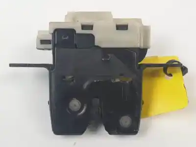 Second-hand car spare part TRUNK LOCK for RENAULT CLIO III  OEM IAM references 8200076240E  