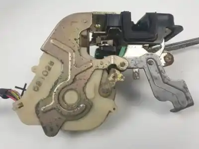 Second-hand car spare part left front door lock for kia sorento (bl) g6cu oem iam references   