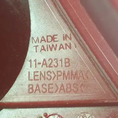 Second-hand car spare part right tailgate light for renault clio ii fase ii (b/cb0) k4j711 oem iam references 11a231b  