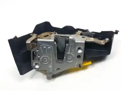 Second-hand car spare part REAR LEFT DOOR LOCK for MERCEDES-BENZ CLASE E (W210) BERLINA  OEM IAM references 2027300535  