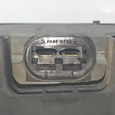 Автозапчастина б/у електро вентилятор для renault clio iii d4f740 посилання на oem iam 8200748439  