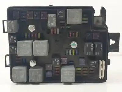 Pezzo di ricambio per auto di seconda mano scatola relè/fusibili per chevrolet aveo berlina hatchback a13dtr-d riferimenti oem iam 95180488