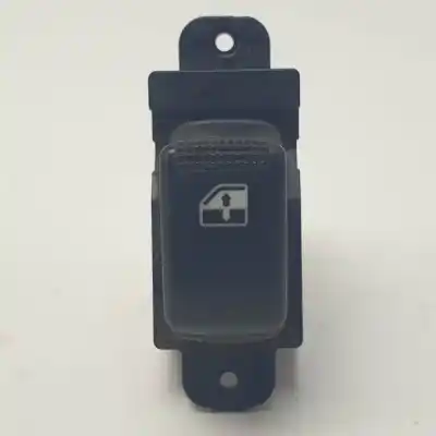 Pezzo di ricambio per auto di seconda mano comandi alzacristalli posteriore sinistro per kia cerato (ld) d4fb/1.6crdi 115 cv riferimenti oem iam 935782d000
