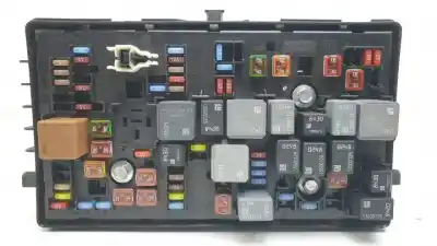 Second-hand car spare part FUSE BOX UNIT for OPEL INSIGNIA BERLINA  OEM IAM references 13275874  