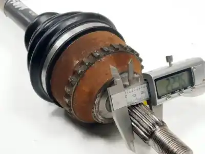 Second-hand car spare part front right transmission for renault clio ii fase ii (b/cb0) g-d4f712 oem iam references   
