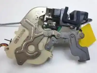 Second-hand car spare part left front door lock for kia sorento (bl) d4cb oem iam references   