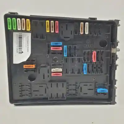 Gebrauchtes Autoersatzteil RELAIS SICHERUNGSKASTEN Multifunktionsrelais zum SEAT TOLEDO (5P2)  OEM-IAM-Referenzen 1K0937124K  