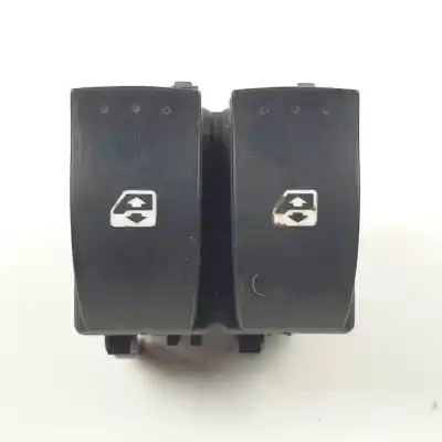 Second-hand car spare part LEFT FRONT POWER WINDOW SWITCH for RENAULT CLIO II FASE II (B/CB0)  OEM IAM references 060045B  