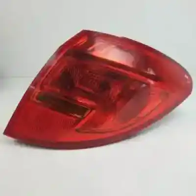 Second-hand car spare part right tailgate light for opel meriva b a14nel oem iam references 13253628