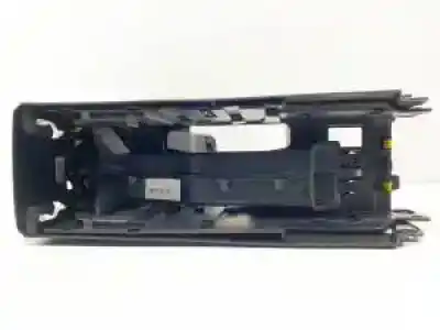 Pezzo di ricambio per auto di seconda mano bracciolo centrale per renault captur ii h4d470 riferimenti oem iam 969106913r  