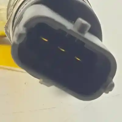 Автозапчастина б/у рампа инжектора для renault espace iv (jk0) d-g9tj7 посилання на oem iam 8200347593  