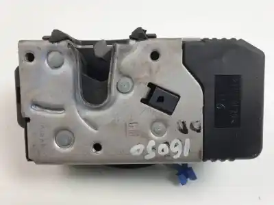 Second-hand car spare part front right door lock for renault trafic combi (ab 4.01) f9q762 oem iam references 8200042171