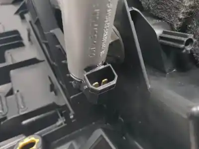 Автозапчасти б/у бардачок за audi a1 (8x) cbza ссылки oem iam 8x1857035b  