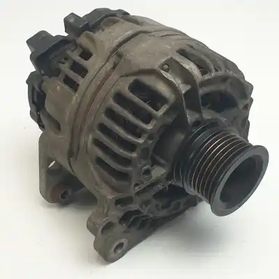 Pezzo di ricambio per auto di seconda mano ALTERNATORE per VOLKSWAGEN POLO BERLINA (6N2)  Riferimenti OEM IAM 037903025M  0124325013