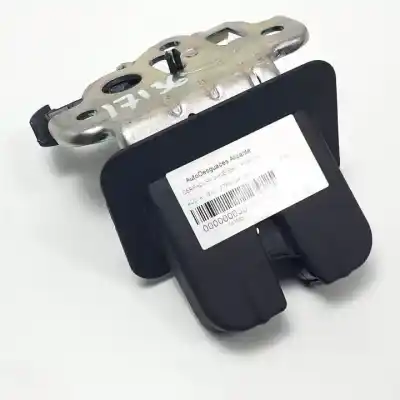 Автозапчасти б/у замок багажника/ворот за audi a1 (8x) cbza ссылки oem iam 8r0827505  