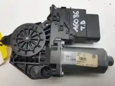 Gebrauchtes Autoersatzteil fenstermotor hinten rechts zum volkswagen golf vi (5k1) cayc oem-iam-referenzen 5k0959704d
