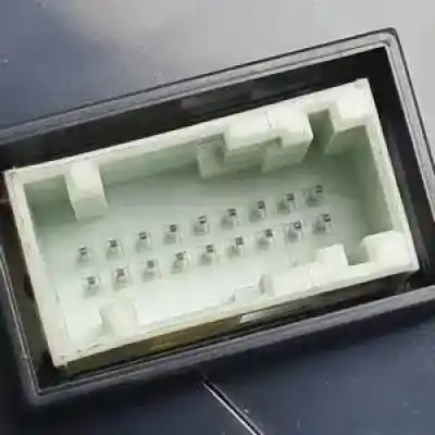 Peça sobressalente para automóvel em segunda mão quadrante por citroen c3 hm05 referências oem iam 983755368000  