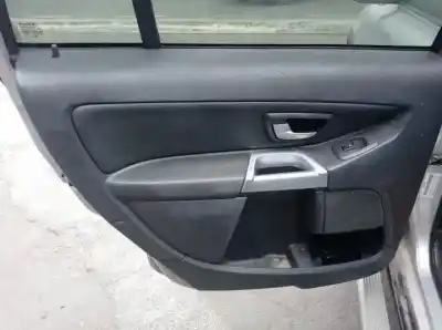 Gebrauchtes Autoersatzteil dachstangen zum volvo xc90 i (275) 2.5 t awd oem-iam-referenzen   