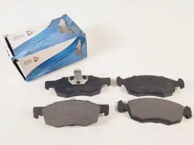 Second-hand car spare part brake pads for fiat i doblò (119) 223a6000 oem iam references adb01221
