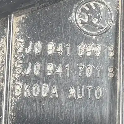 Автозапчастина б/у ліва протитутмана для skoda fabia combi (5j5) cbzb посилання на oem iam 5j0941699b  