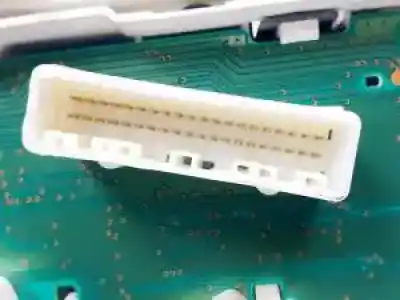 Peça sobressalente para automóvel em segunda mão quadrante por nissan note (e11e) k9k276 referências oem iam 9u30d  