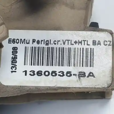 Peça sobressalente para automóvel em segunda mão puxador interior traseiro esquerdo por bmw 5 (e60) 520 i referências oem iam 1360535  