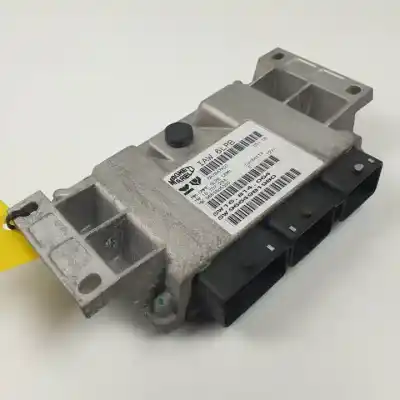 Автозапчастина б/у ЕБУ КОНТРОЛЕР ДВИГУНА для CITROEN C4 GRAND PICASSO  Посилання на OEM IAM 16814064 9664981980 