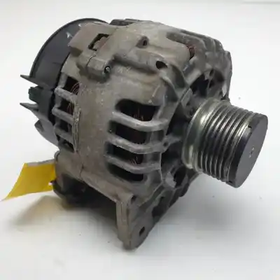 Recambio de automóvil de segunda mano de Alternador para RENAULT KANGOO (F/KC) K9K704 referencias OEM IAM 8200537415 SG12B105 2543378A 