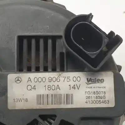 Pièce détachée automobile d'occasion alternateur pour mercedes clase c (w204) berlina 642834 références oem iam a0009067500 fg18s078 2611839b 