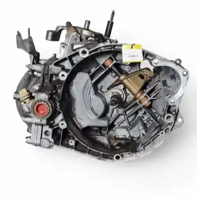 Tweedehands auto-onderdeel VERSNELLINGSBAK voor PEUGEOT 406 BERLINA (S1/S2)  OEM IAM-referenties   
