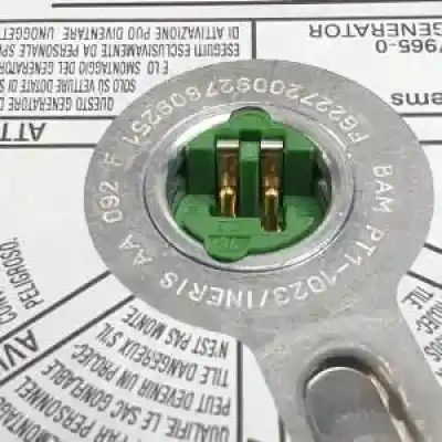 Peça sobressalente para automóvel em segunda mão airbag dianteiro esquerdo por renault twingo d7f800 referências oem iam pa15282030  