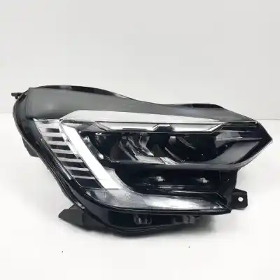 Second-hand car spare part right headlight for renault captur ii h4d470 oem iam references 260104095r halogeno y led 01393002 