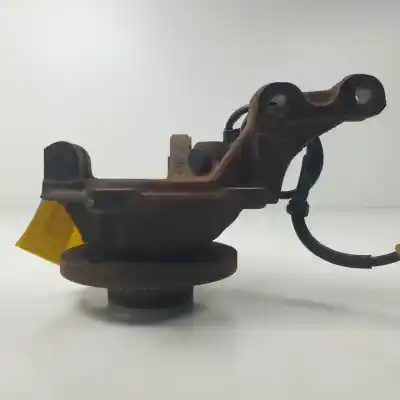 Pièce détachée automobile d'occasion moyeu de roue avant gauche pour renault clio ii fase ii (b/cb0) k9k700 références oem iam   