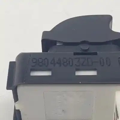 Автозапчастина б/у передній правий віконний вимикач для citroen c4 cactus hnp посилання на oem iam 980448032zd  