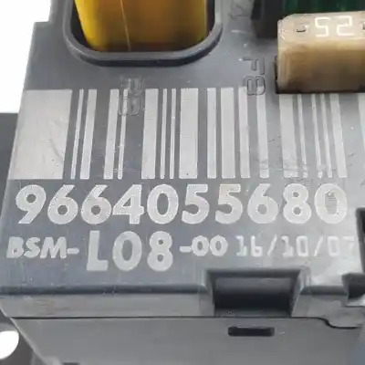 Second-hand car spare part fuse box unit for citroen c4 picasso 9hzdv6ted4.9hydv6ted4.9hz.9h01.9hz 9h01 oem iam references 9664055680  