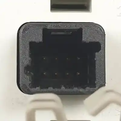 Автозапчасти б/у внутренний свет за smart forfour m281920 ссылки oem iam a4536902900 halogeno 739481634r 
