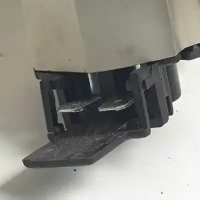 Second-hand car spare part interior left tailgate light for audi a8 (d2) abz oem iam references 4d0945093a  