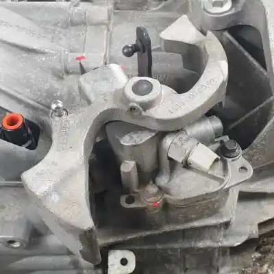 Pezzo di ricambio per auto di seconda mano riduttore per ford kuga (cbv) g6dg riferimenti oem iam av4r7002aa  