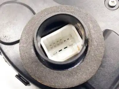 Second-hand car spare part trunk lock for toyota rav 4 (a3) 1azfe oem iam references 60112166  