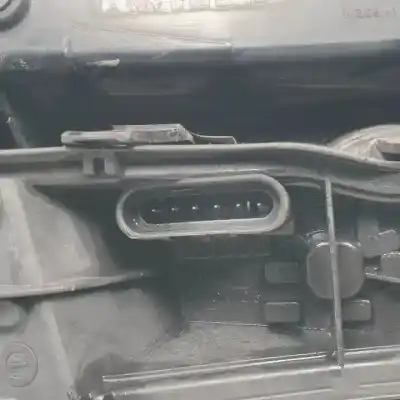 Автозапчасти б/у правый задний фонарь за smart forfour om639939.639939 ссылки oem iam 27968016 halogeno 2796 