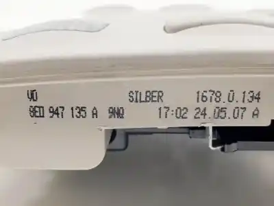 Автозапчастина б/у внутрішне світло для audi a4 avant (8e) bpw посилання на oem iam 8e0947135a  