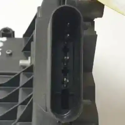 Pezzo di ricambio per auto di seconda mano serratura porta anteriore destra per ford focus lim. (cb8) m1da riferimenti oem iam bm5aa21812bf 921760105 