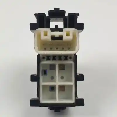 Second-hand car spare part right front power window switch for citroen c1 hm01 oem iam references   