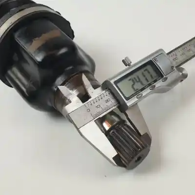 Peça sobressalente para automóvel em segunda mão transmissão dianteira esquerda por citroen c1 hm01 referências oem iam 43420yv020 b000904080 