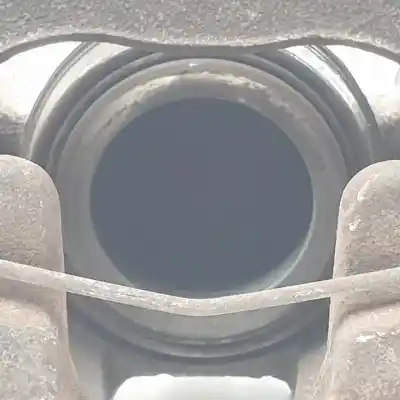 Second-hand car spare part front right brake caliper for ford focus lim. (cb4) d4204t oem iam references   